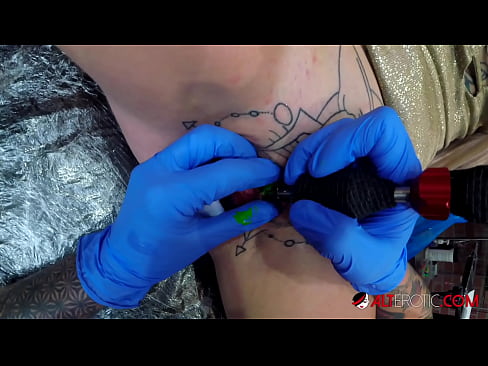 ❤️ An hottie thar a bheith tattooed Sully Savage fuair tattoo ar a clitoris ️❌  Porn  ag porn % ga.eviewporn-com.ru%  ❌️❤